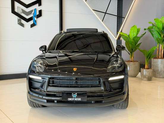 PORSCHE-MACAN-2021