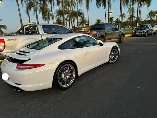 PORSCHE-911-2011