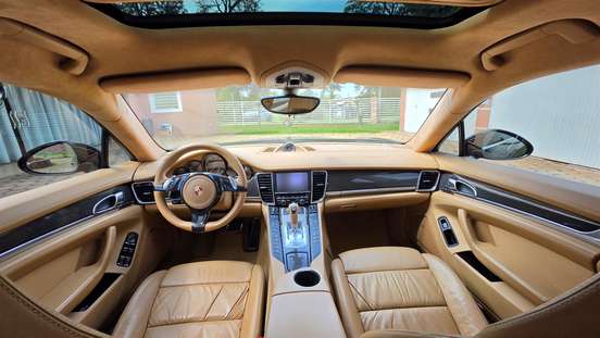 PORSCHE-PANAMERA-2009