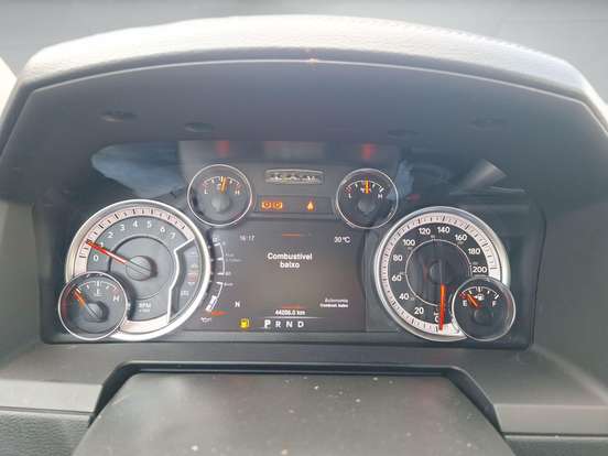 RAM-CLASSIC-5.7 V8 GASOLINA LARAMIE CD 4X4 AUTOMÁTICO RAM-CLASSIC-2023
