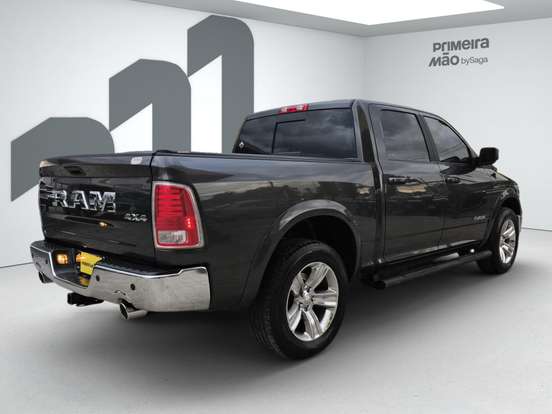 RAM-CLASSIC-5.7 V8 GASOLINA LARAMIE CD 4X4 AUTOMÁTICO RAM-CLASSIC-2023