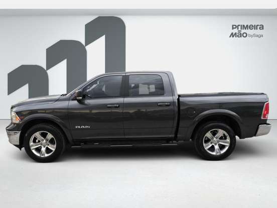 RAM-CLASSIC-5.7 V8 GASOLINA LARAMIE CD 4X4 AUTOMÁTICO RAM-CLASSIC-2023