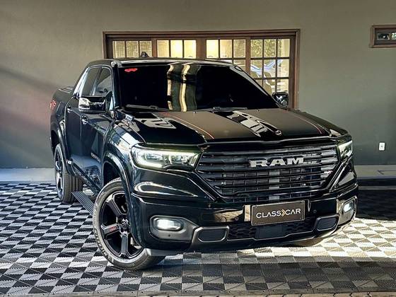 RAM RAMPAGE 2.0 HURRICANE 4 TURBO GASOLINA R/T 4X4 AUTOMÁTICO