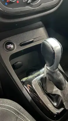 RENAULT-CAPTUR-2017