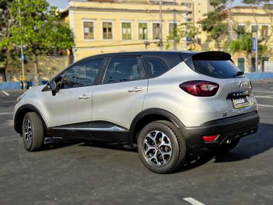 RENAULT-CAPTUR-1.6 16V SCE FLEX LIFE X-TRONIC RENAULT-CAPTUR-2021