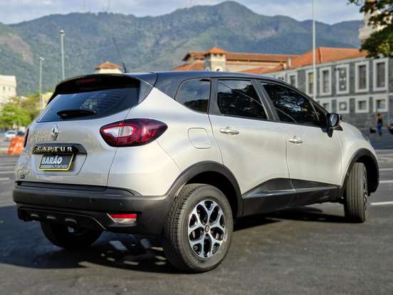 RENAULT-CAPTUR-1.6 16V SCE FLEX LIFE X-TRONIC RENAULT-CAPTUR-2021