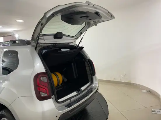 RENAULT-DUSTER-2020