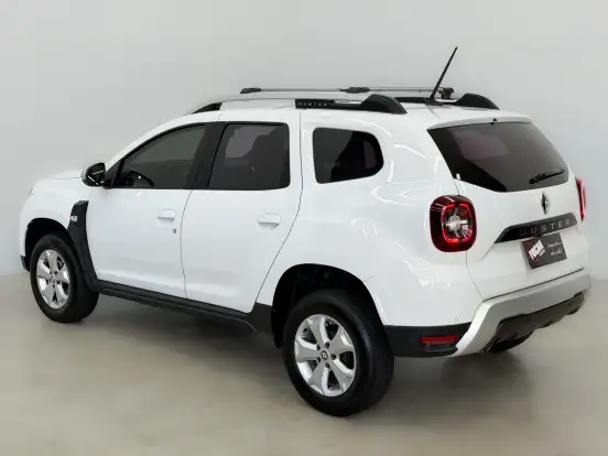 RENAULT-DUSTER-2021