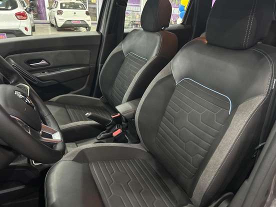 RENAULT-DUSTER-2025