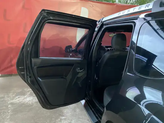 RENAULT-DUSTER-2016