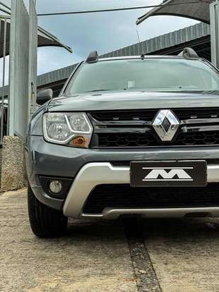 RENAULT-DUSTER OROCH-2018