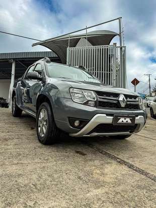 RENAULT-DUSTER OROCH-2018