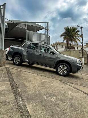 RENAULT-DUSTER OROCH-2018