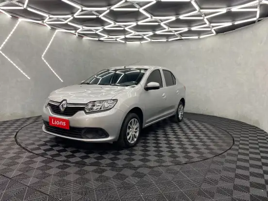 RENAULT-LOGAN-2019