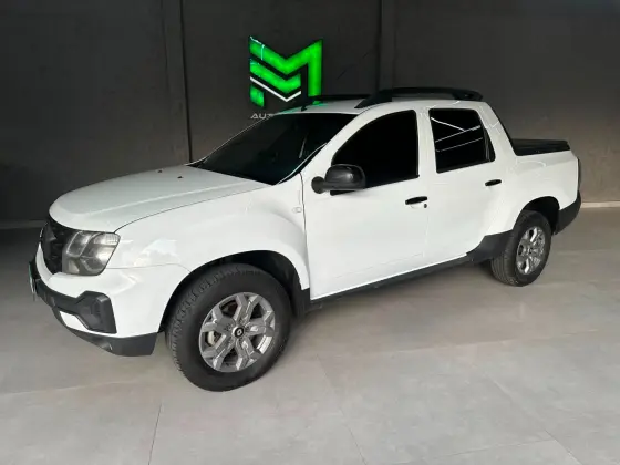 RENAULT OROCH 1.6 16V SCE FLEX INTENSE MANUAL RENAULT OROCH 1.6 16V SCE FLEX INTENSE MANUAL