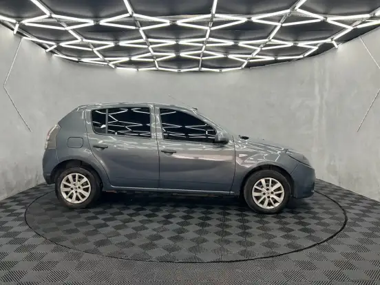 RENAULT-SANDERO-1.6 EXPRESSION 8V FLEX 4P MANUAL RENAULT-SANDERO-2014