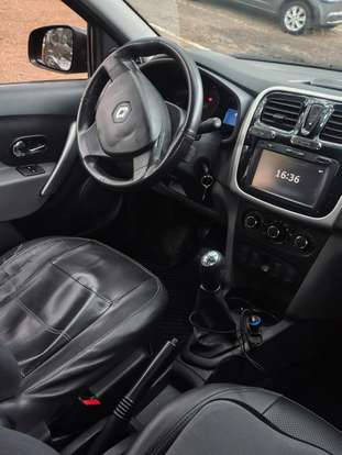 RENAULT-LOGAN-1.6 16V SCE FLEX EXPRESSION MANUAL RENAULT-LOGAN-2017