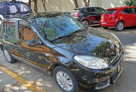 RENAULT SANDERO 1.6 PRIVILÉGE 16V FLEX 4P AUTOMÁTICO