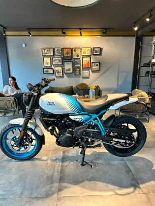 ROYAL ENFIELD GUERRILLA 450 ROYAL ENFIELD GUERRILLA 450