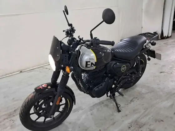 ROYAL ENFIELD HUNTER 350 ROYAL ENFIELD HUNTER 350