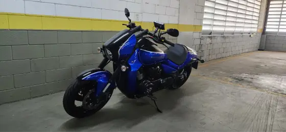 SUZUKI BOULEVARD M1800R BOSS 