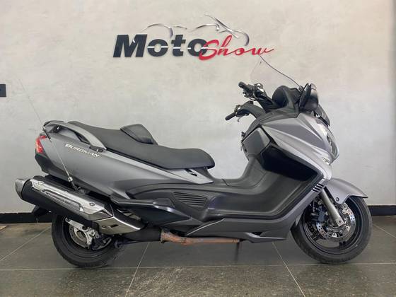 SUZUKI BURGMAN 650 EXECUTIVE 