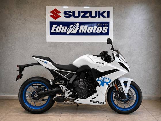 SUZUKI GSX-8R 