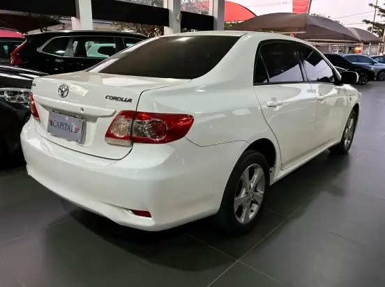 TOYOTA-COROLLA-2014