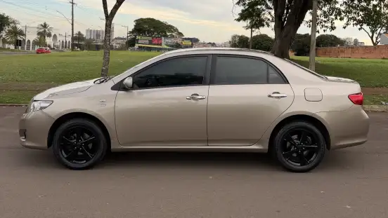 TOYOTA-COROLLA-2010