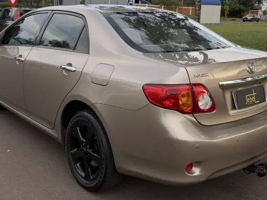 TOYOTA-COROLLA-1.8 XLI 16V FLEX 4P AUTOMÁTICO TOYOTA-COROLLA-2010