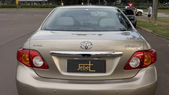 TOYOTA-COROLLA-2010
