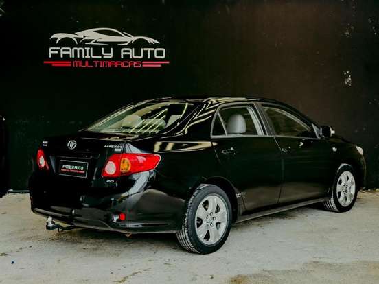 TOYOTA-COROLLA-2010