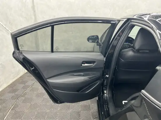 TOYOTA-COROLLA-2023