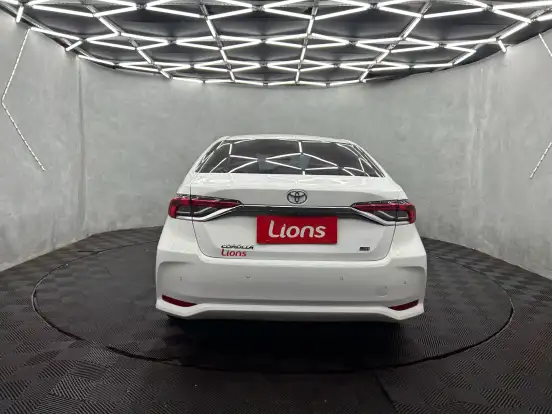 TOYOTA-COROLLA-2023