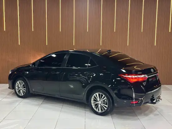 TOYOTA-COROLLA-2014