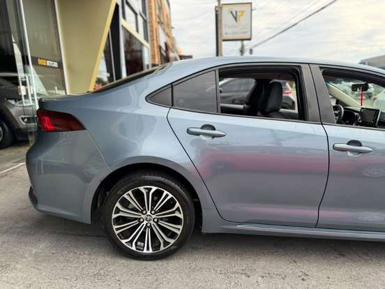 TOYOTA-COROLLA-2019