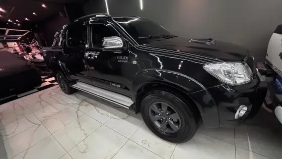 TOYOTA HILUX 2.7 SR 4X2 CD 16V GASOLINA 4P AUTOMÁTICO