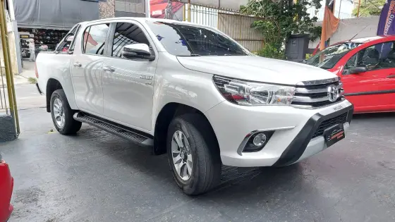 TOYOTA HILUX 2.7 SRV 4X2 CD 16V FLEX 4P AUTOMÁTICO