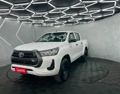 TOYOTA HILUX 2.8 D-4D TURBO DIESEL CD POWER PACK 4X4 MANUAL TOYOTA HILUX 2.8 D-4D TURBO DIESEL CD POWER PACK 4X4 MANUAL