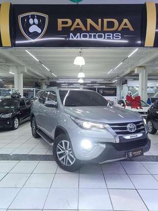 TOYOTA-HILUX-2016