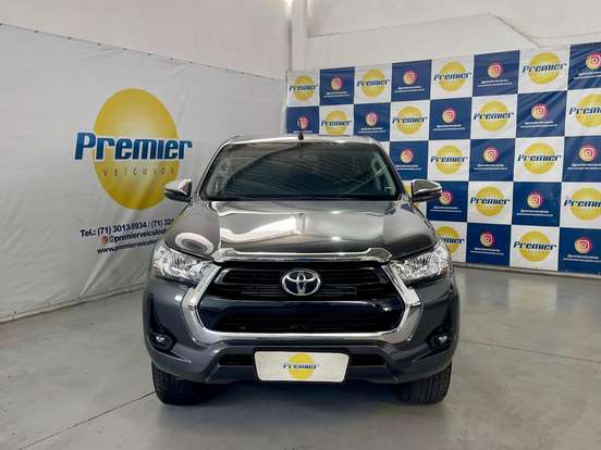 TOYOTA-HILUX-2.8 D-4D TURBO DIESEL CD SRV 4X4 AUTOMÁTICO TOYOTA-HILUX-2023
