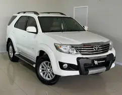 TOYOTA HILUX SW4 2.7 SR 4X2 16V FLEX 4P MANUAL TOYOTA HILUX SW4 2.7 SR 4X2 16V FLEX 4P MANUAL