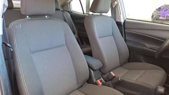 TOYOTA-YARIS-2024