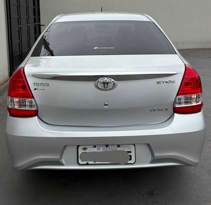 TOYOTA-ETIOS-1.5 XLS SEDAN 16V FLEX 4P AUTOMÁTICO TOYOTA-ETIOS-2017