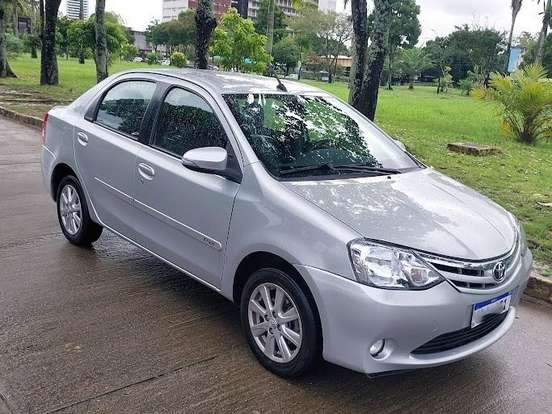TOYOTA-ETIOS-1.5 XLS SEDAN 16V FLEX 4P AUTOMÁTICO TOYOTA-ETIOS-2016