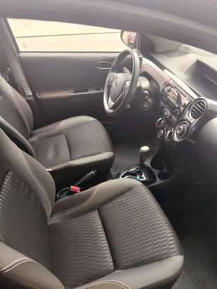 TOYOTA-ETIOS-2019