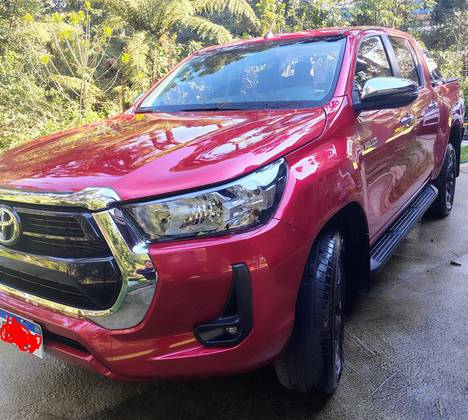 TOYOTA HILUX 2.8 D-4D TURBO DIESEL CD SRV 4X4 AUTOMÁTICO