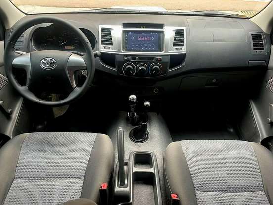 TOYOTA-HILUX-3.0 SR 4X4 CD 16V TURBO INTERCOOLER DIESEL 4P MANUAL TOYOTA-HILUX-2015
