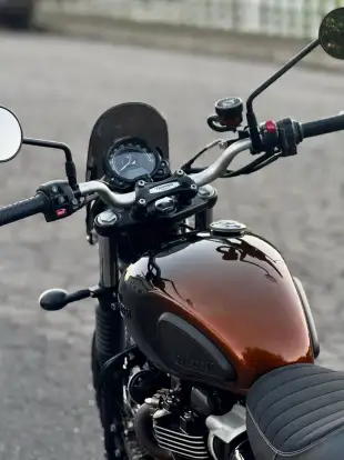 TRIUMPH-SCRAMBLER 900-2024