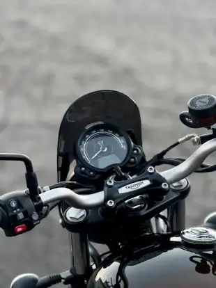 TRIUMPH-SCRAMBLER 900-2024